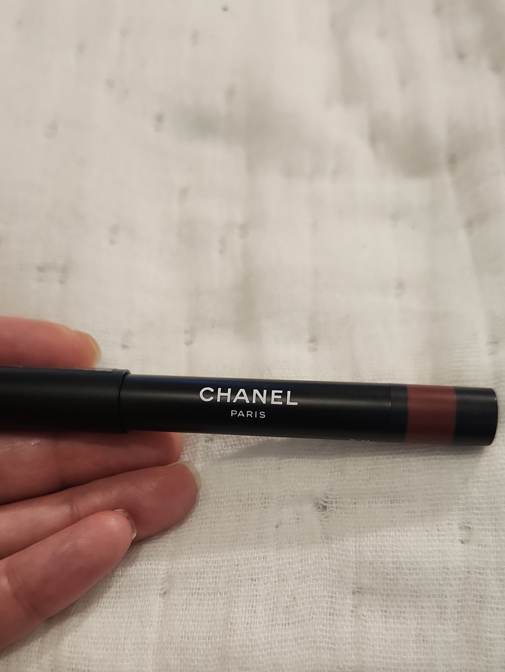 CHANEL LE ROUGE JUMBO LONGWEAR MATTE LUP CRAYON.